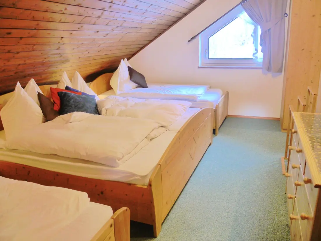 Résidence Wohl eingerichtete Wohnung mit eigenem Balkon