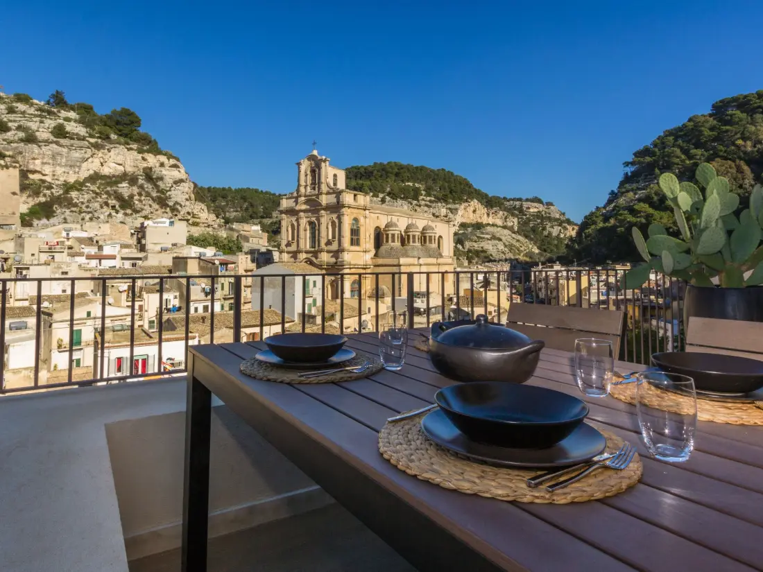 Résidence Nettes Appartement in Scicli mit Möblierter Terrasse