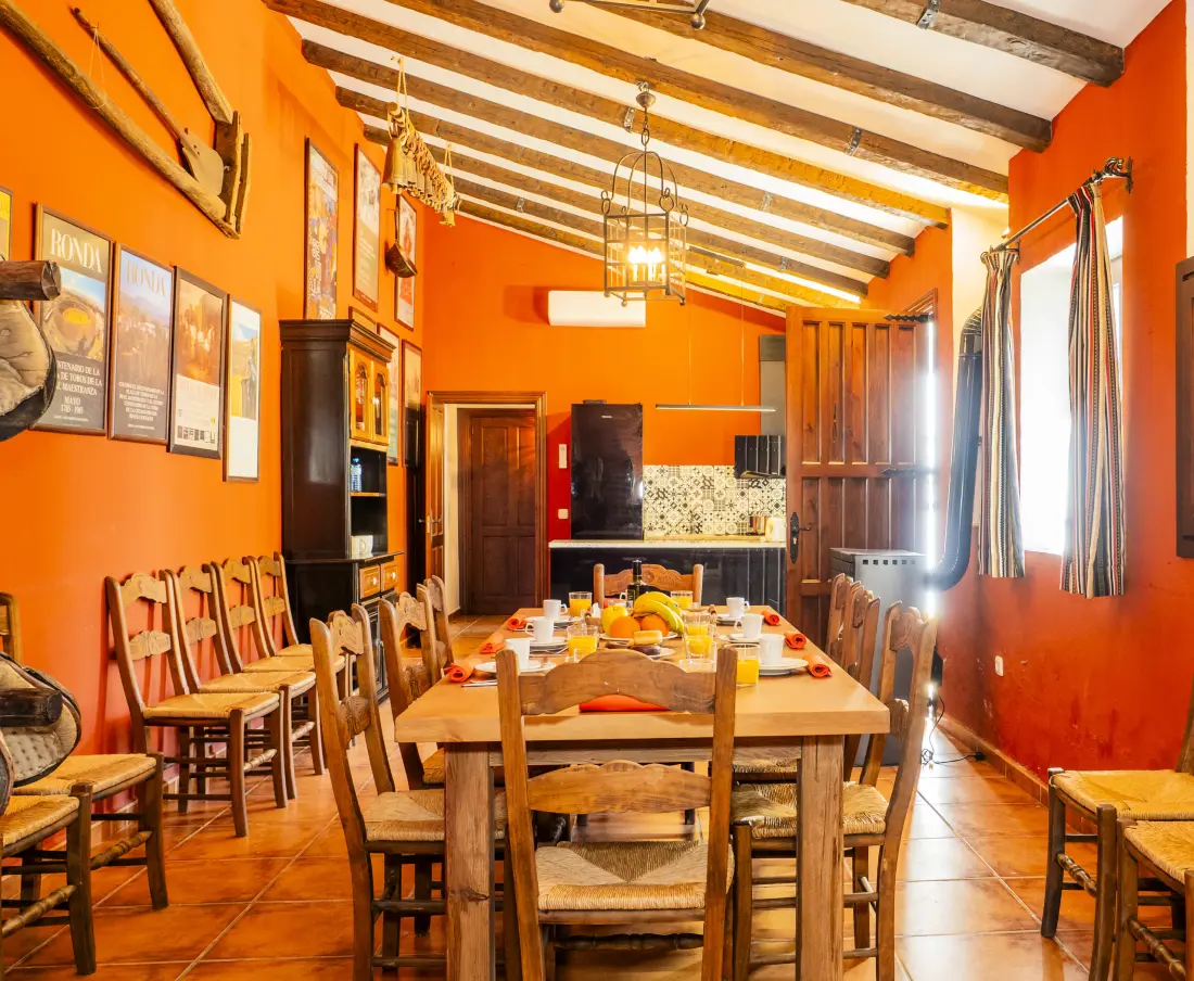 Maison à Setenil de las bodegas