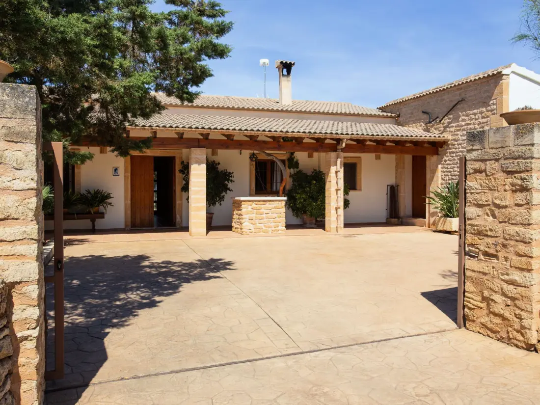 Maison de Vacances Son Serra Marina