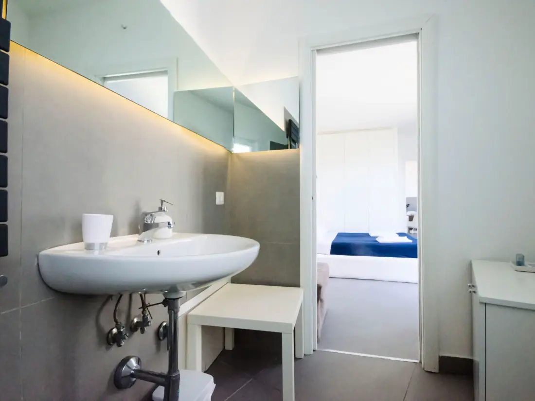Résidence Wohnung mit Meerblick, Balkon und Pool