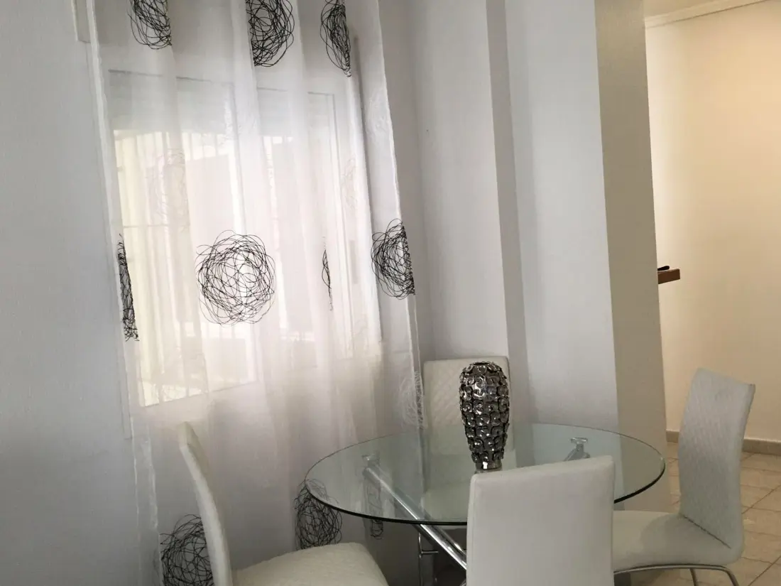 Résidence Moderne Ferienwohnung Finlandia mit kleinem Balkon