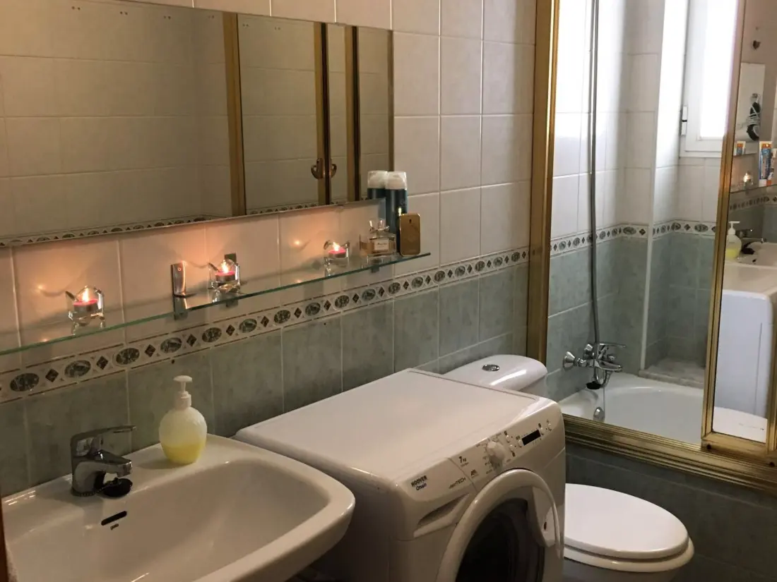 Résidence Moderne Ferienwohnung Finlandia mit kleinem Balkon