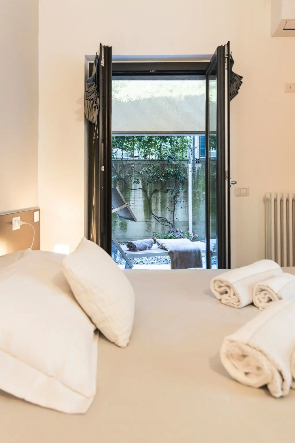 Résidence Wohnung mit Schwimmbad und fantastischem Seeblick