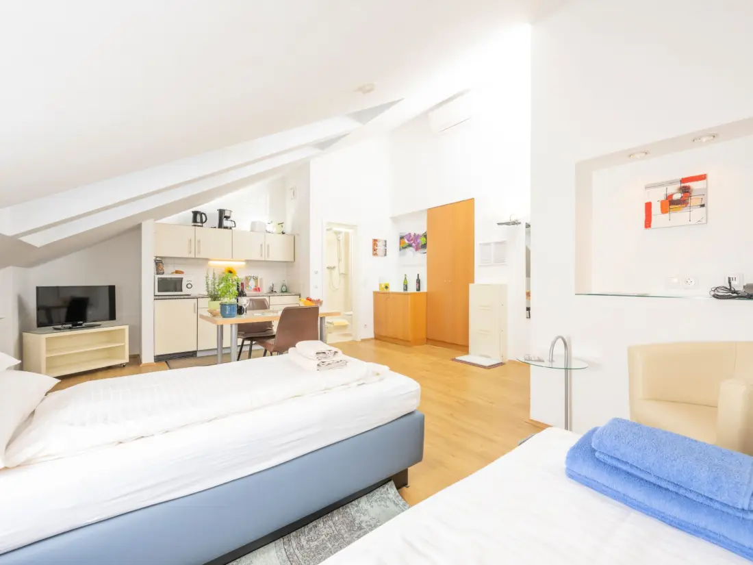 Résidence Helles Ferienstudio im Dachgeschoss für Pärchenurlaub