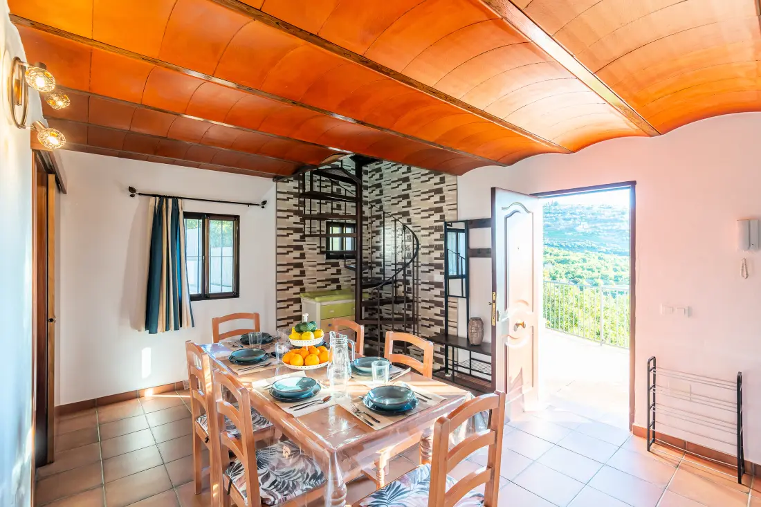 Maison à Yunquera