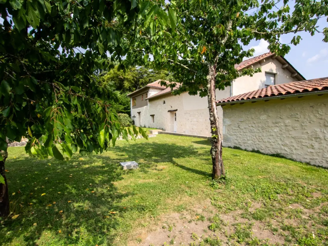 Maison de Vacances Agonac 4