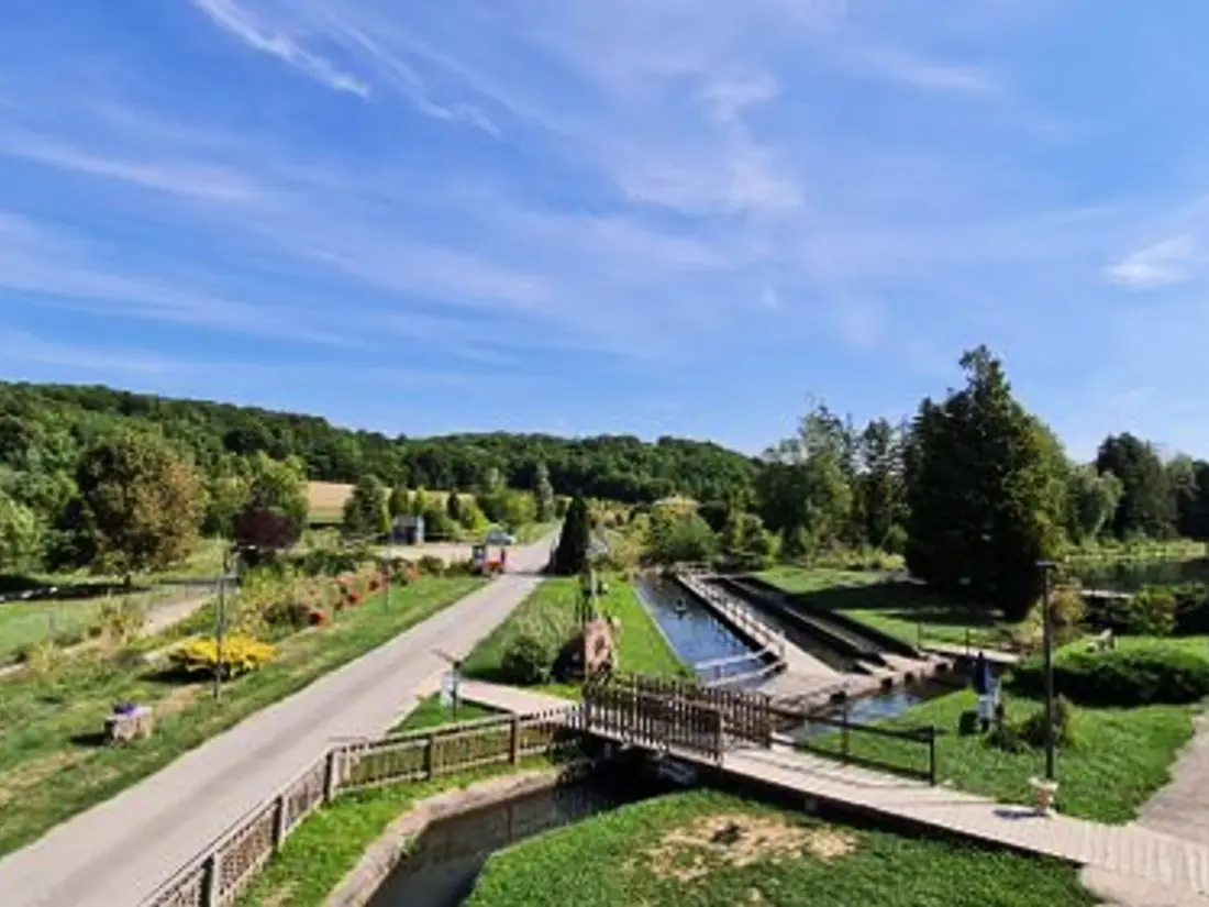 Location de Vacances Lacroix-sur-Meuse