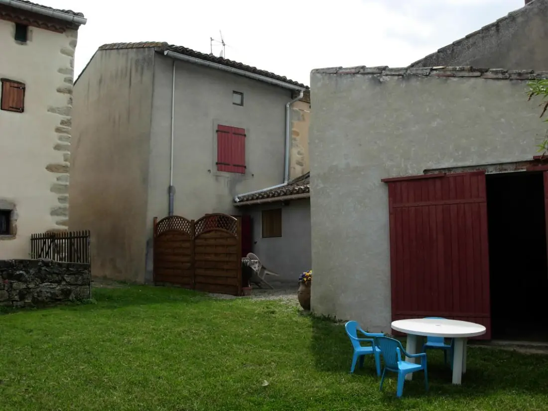 Gîte de France à Peyrefitte Sur L'hers  1