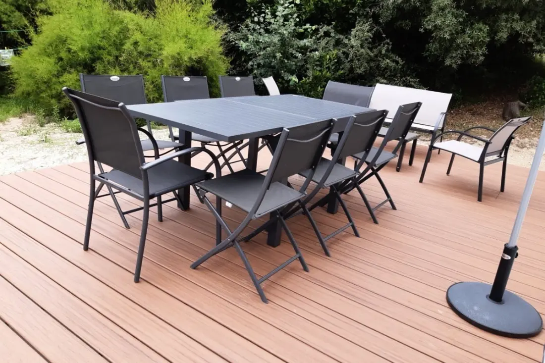Résidence Maison Tamaris. Avec Jardin Et Clos