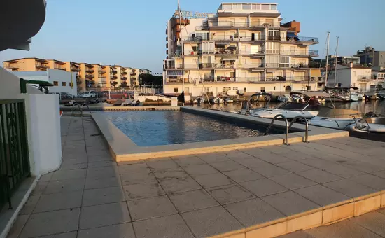 Location de Vacances Roses 116