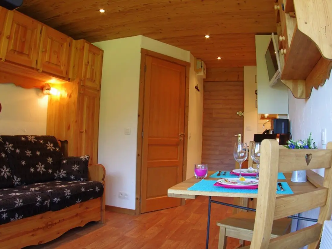 Location de Vacances VALMOREL 51