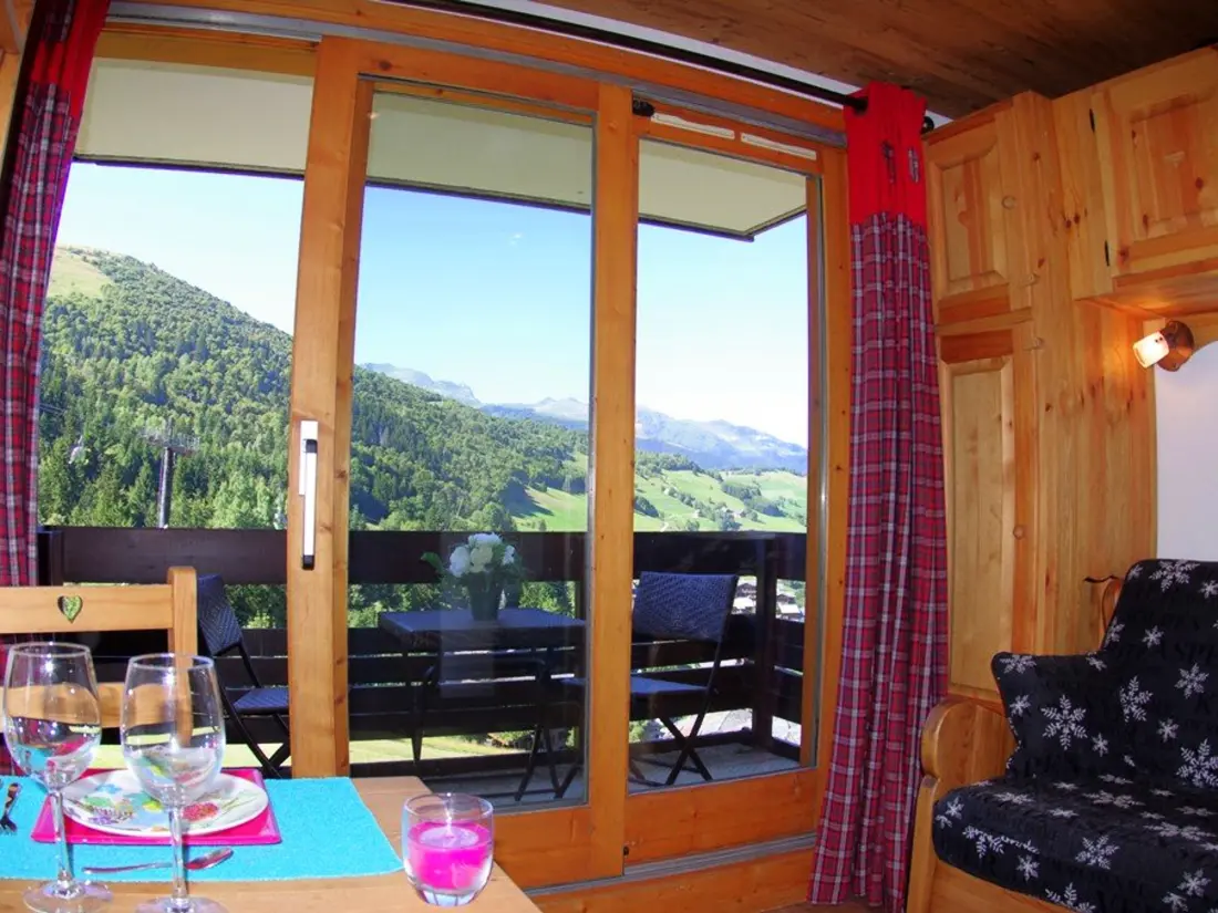 Location de Vacances VALMOREL 51