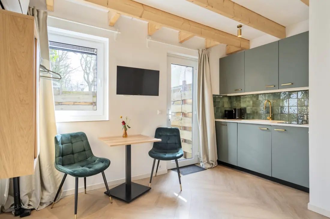 Studio Oak