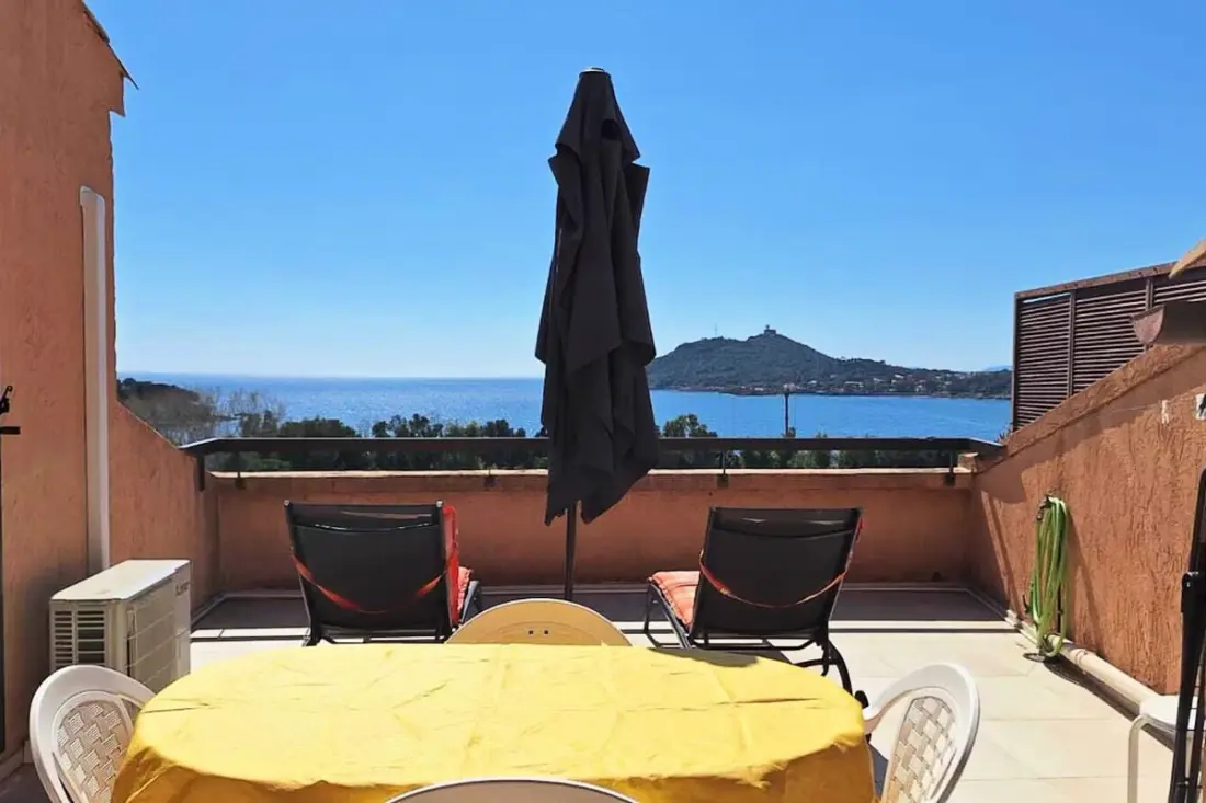 Appt 4 Pers-vue Mer-piscine Et Plages