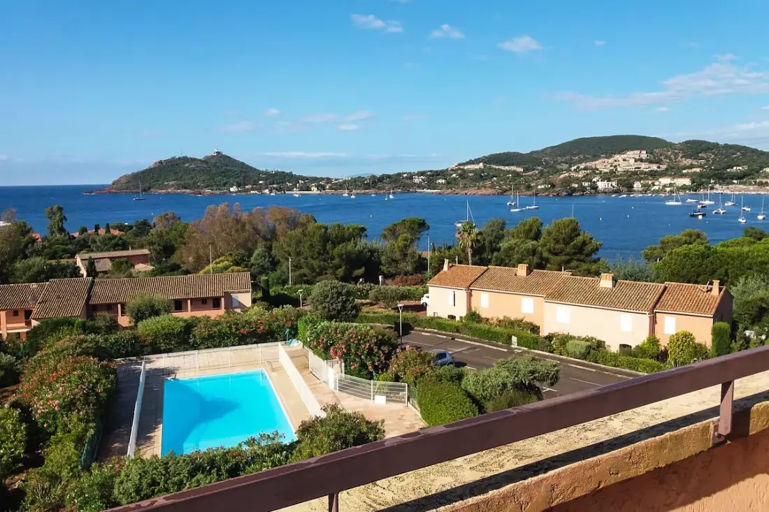 Appt 4 Pers-vue Mer-piscine Et Plages