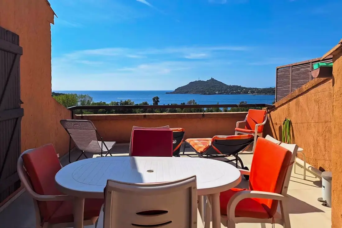 Appt 4 Pers-vue Mer-piscine Et Plages