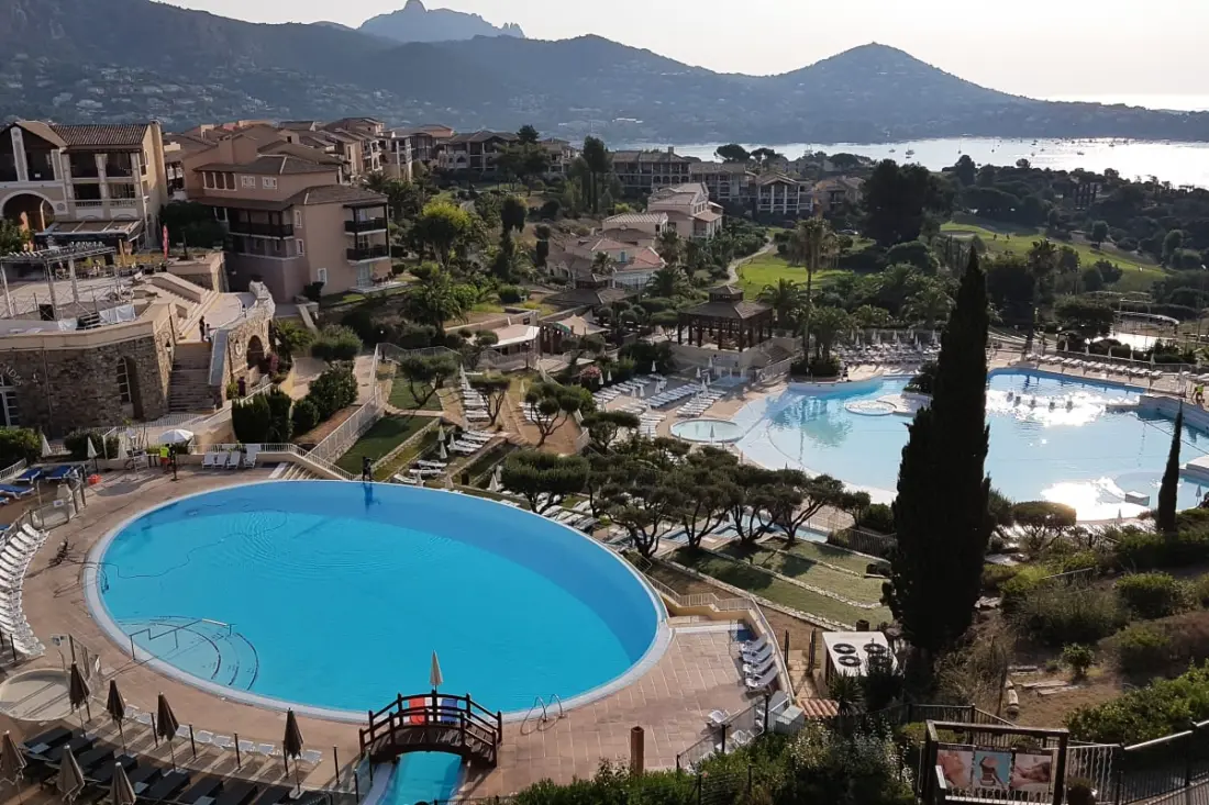 Cap Esterel En Famille - 2pièces Vue Mer Jardin Piscine Clim Parking Inclus