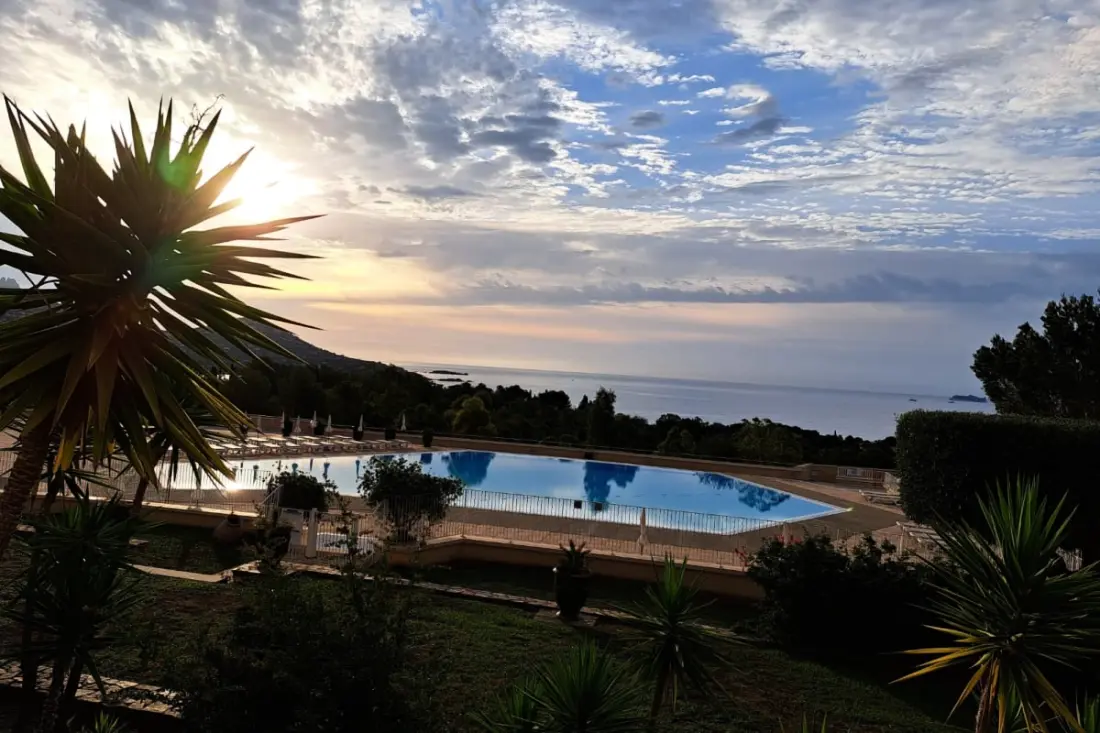 Cap Esterel En Famille - 2pièces Vue Mer Jardin Piscine Clim Parking Inclus