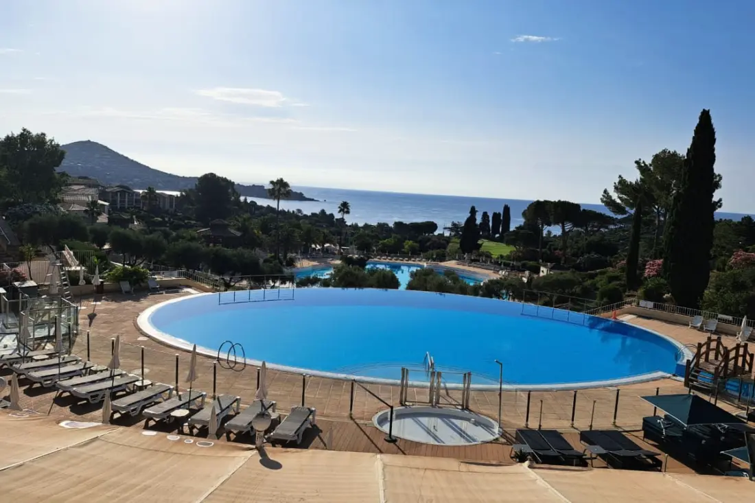 Cap Esterel En Famille - 2pièces Vue Mer Jardin Piscine Clim Parking Inclus