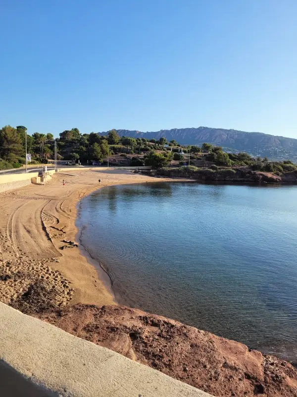 Cap Esterel En Famille - 2pièces Vue Mer Jardin Piscine Clim Parking Inclus