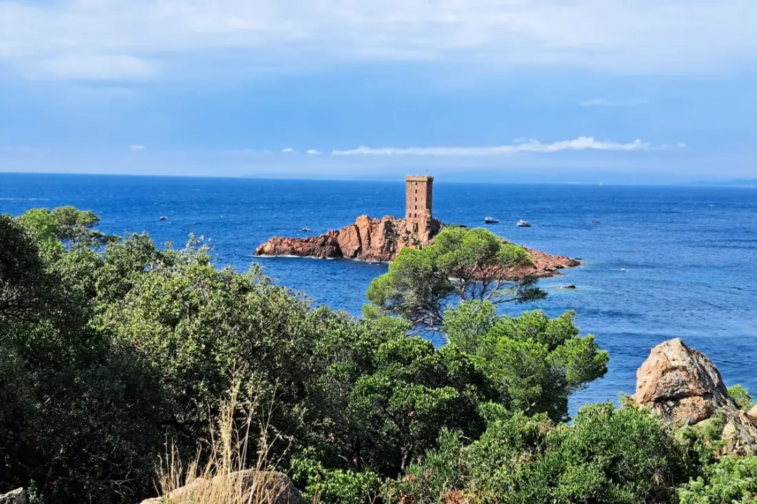 Cap Esterel En Famille - 2pièces Vue Mer Jardin Piscine Clim Parking Inclus