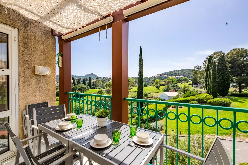 Résidence le Village de Cap Esterel - maeva Home