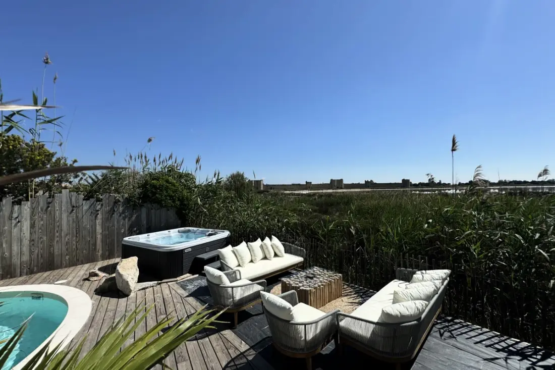 Résidence La Perle Rose Villa Standing 5 étoiles Avec Piscine Jacuzzi Et Superbe Vue