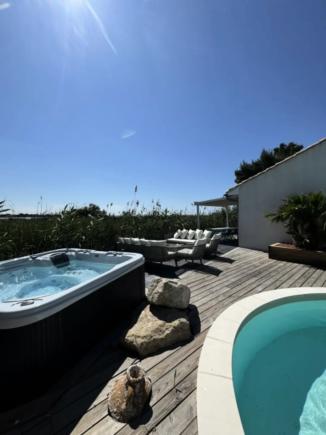Résidence La Perle Rose Villa Standing 5 étoiles Avec Piscine Jacuzzi Et Superbe Vue