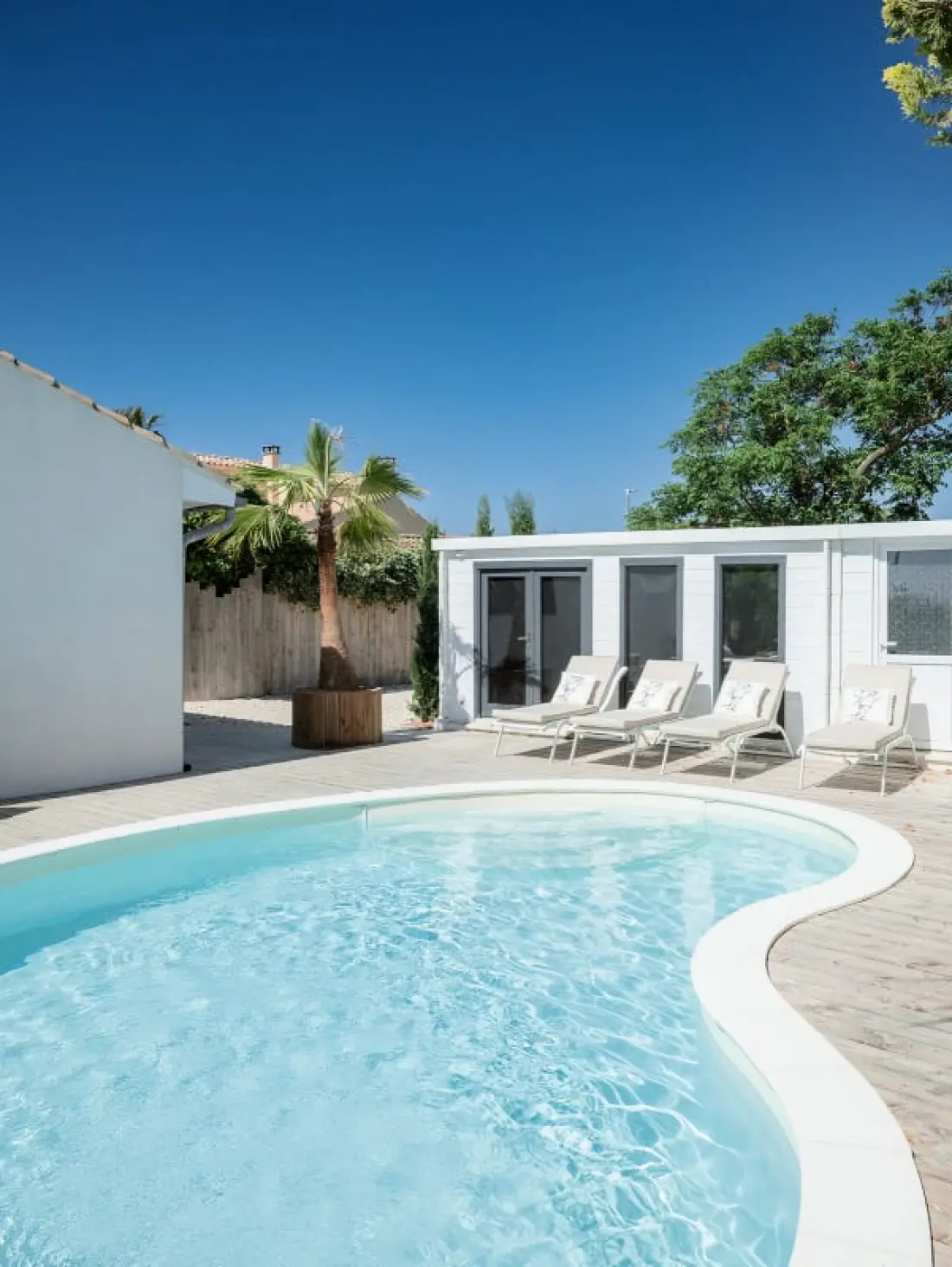 Résidence La Perle Rose Villa Standing 5 étoiles Avec Piscine Jacuzzi Et Superbe Vue