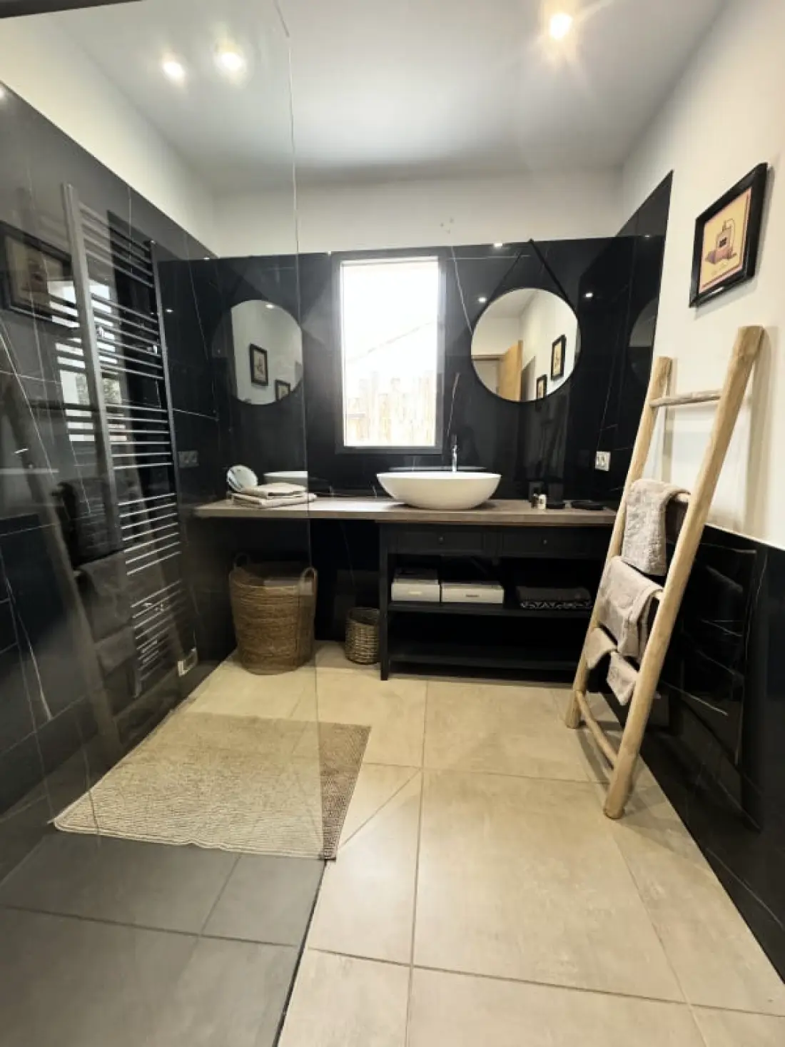 Résidence La Perle Rose Villa Standing 5 étoiles Avec Piscine Jacuzzi Et Superbe Vue