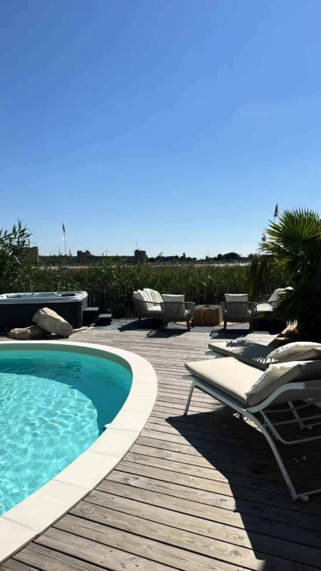 Résidence La Perle Rose Villa Standing 5 étoiles Avec Piscine Jacuzzi Et Superbe Vue