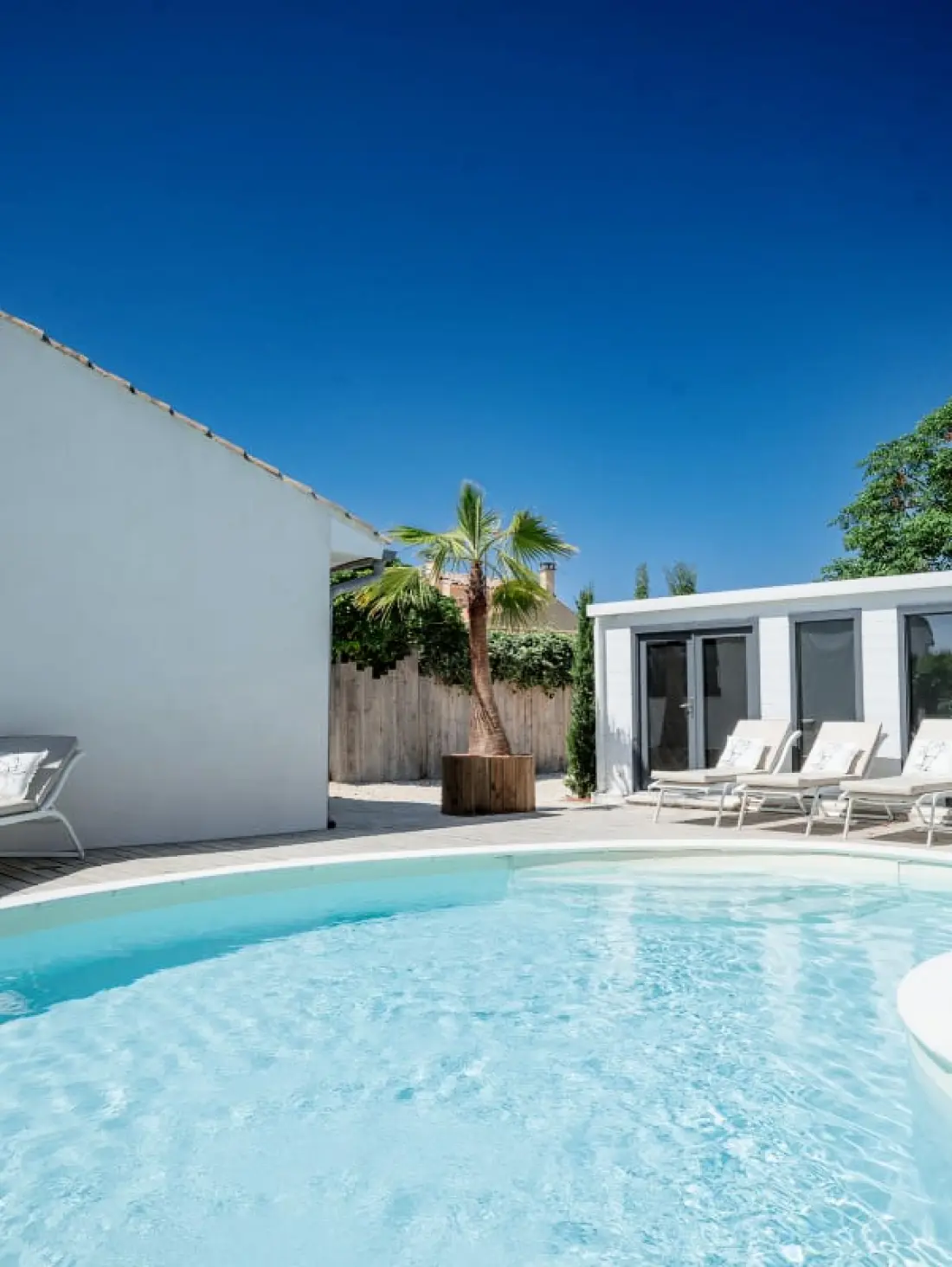 Résidence La Perle Rose Villa Standing 5 étoiles Avec Piscine Jacuzzi Et Superbe Vue