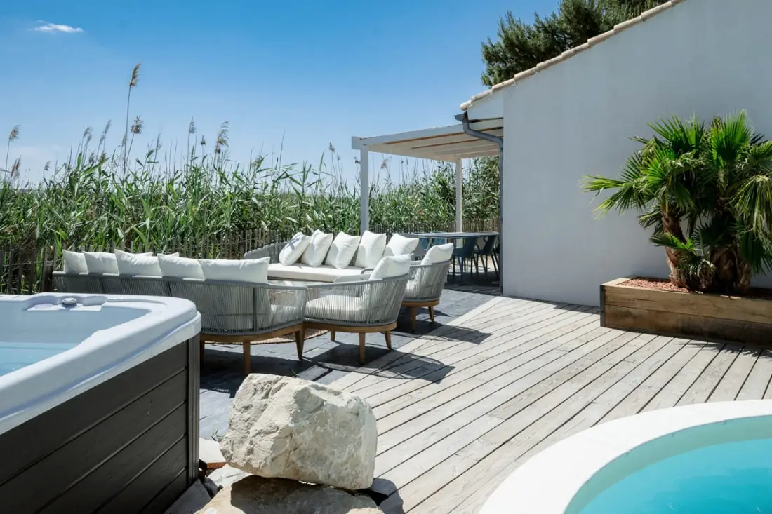 Résidence La Perle Rose Villa Standing 5 étoiles Avec Piscine Jacuzzi Et Superbe Vue