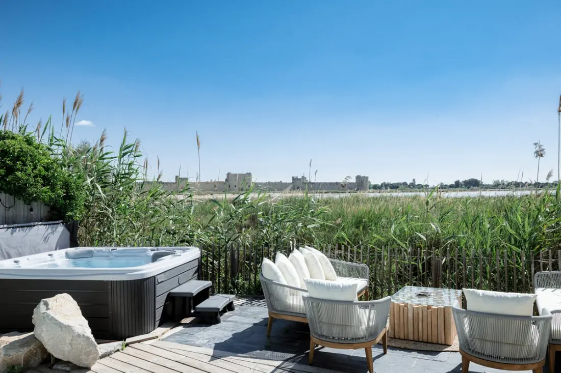 Résidence La Perle Rose Villa Standing 5 étoiles Avec Piscine Jacuzzi Et Superbe Vue