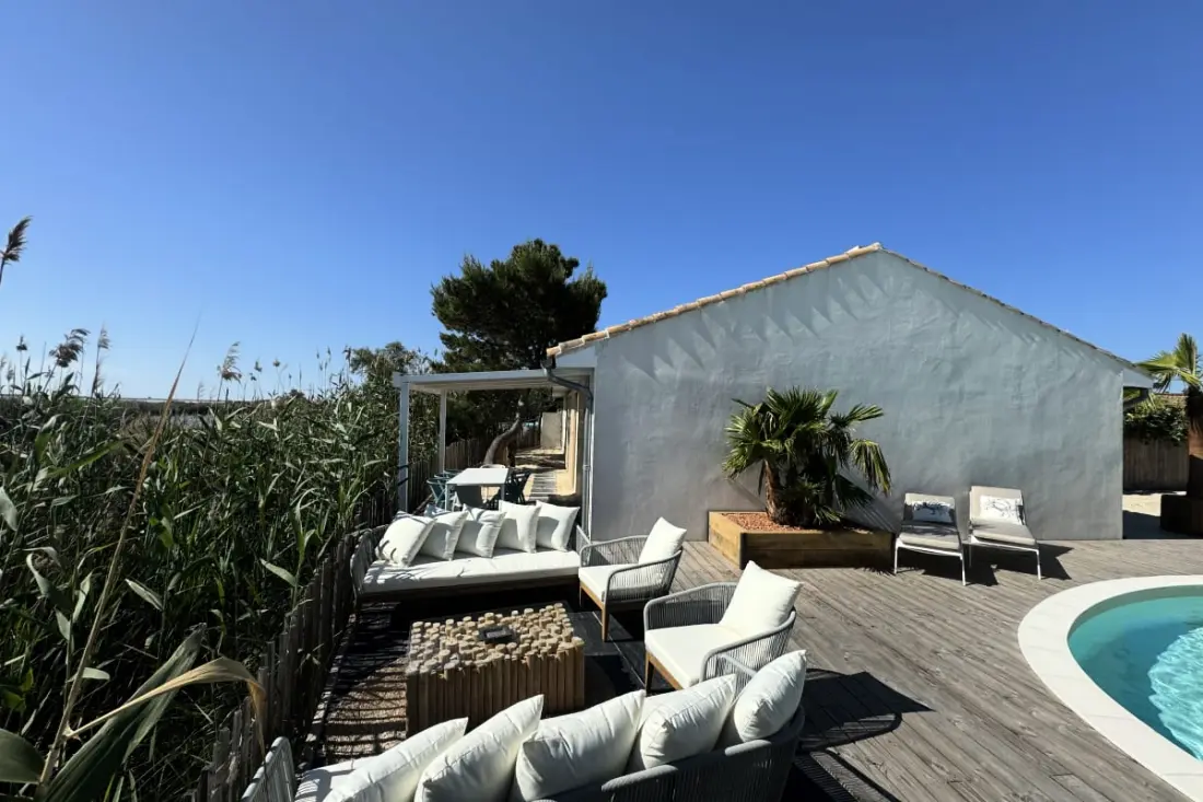 Résidence La Perle Rose Villa Standing 5 étoiles Avec Piscine Jacuzzi Et Superbe Vue