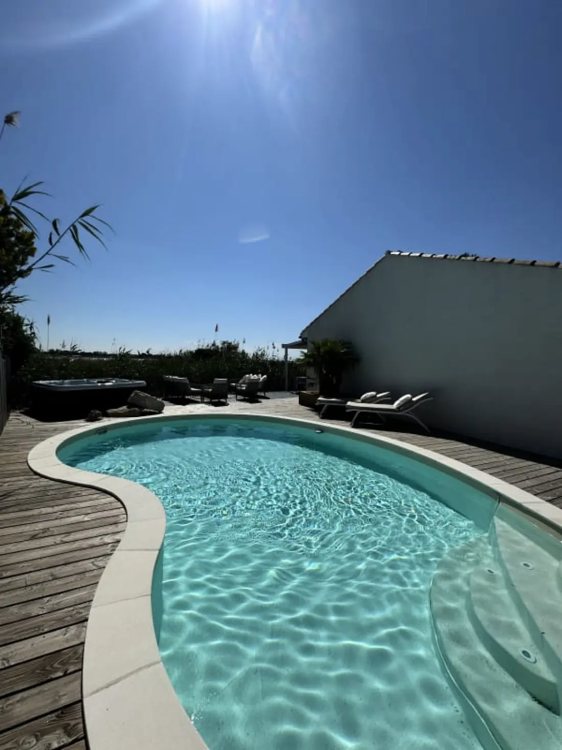 Résidence La Perle Rose Villa Standing 5 étoiles Avec Piscine Jacuzzi Et Superbe Vue