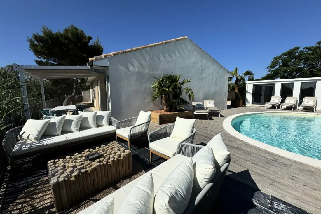 Résidence La Perle Rose Villa Standing 5 étoiles Avec Piscine Jacuzzi Et Superbe Vue