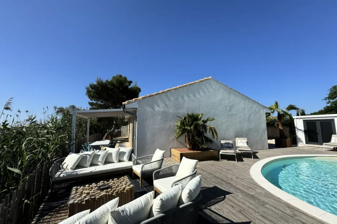 Résidence La Perle Rose Villa Standing 5 étoiles Avec Piscine Jacuzzi Et Superbe Vue