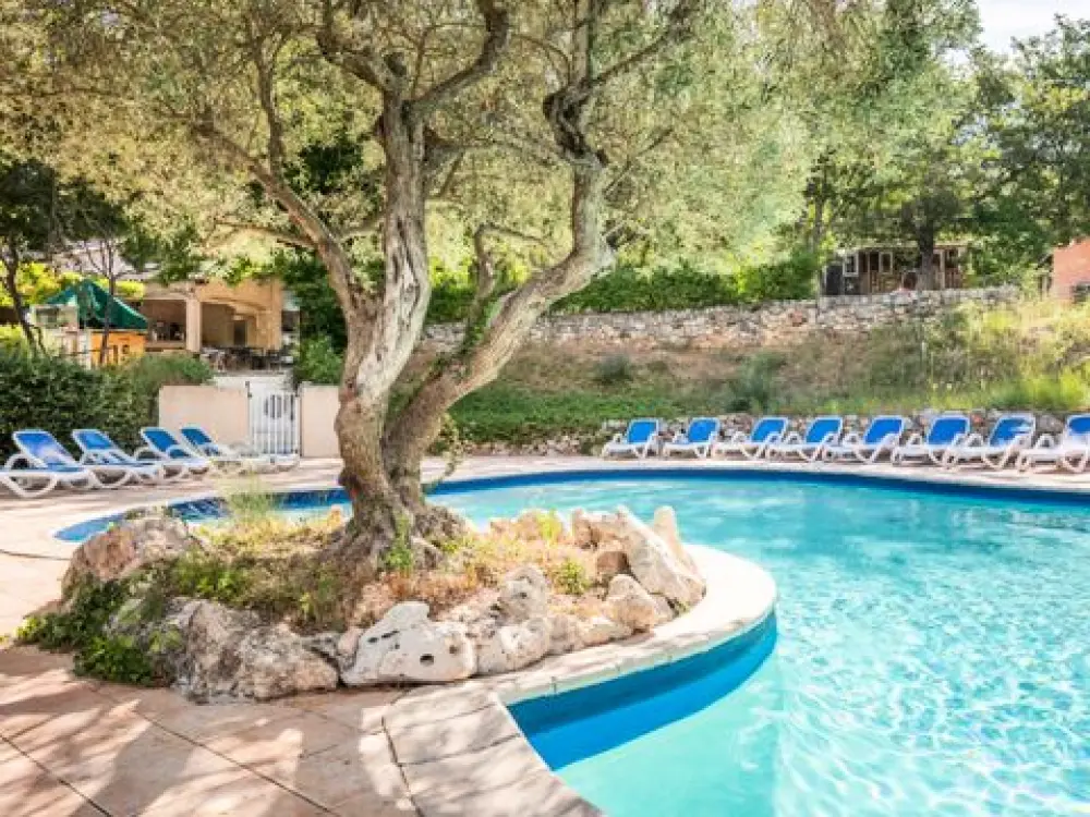 Camping Le Domaine De Chanteraine   3 étoiles★★★