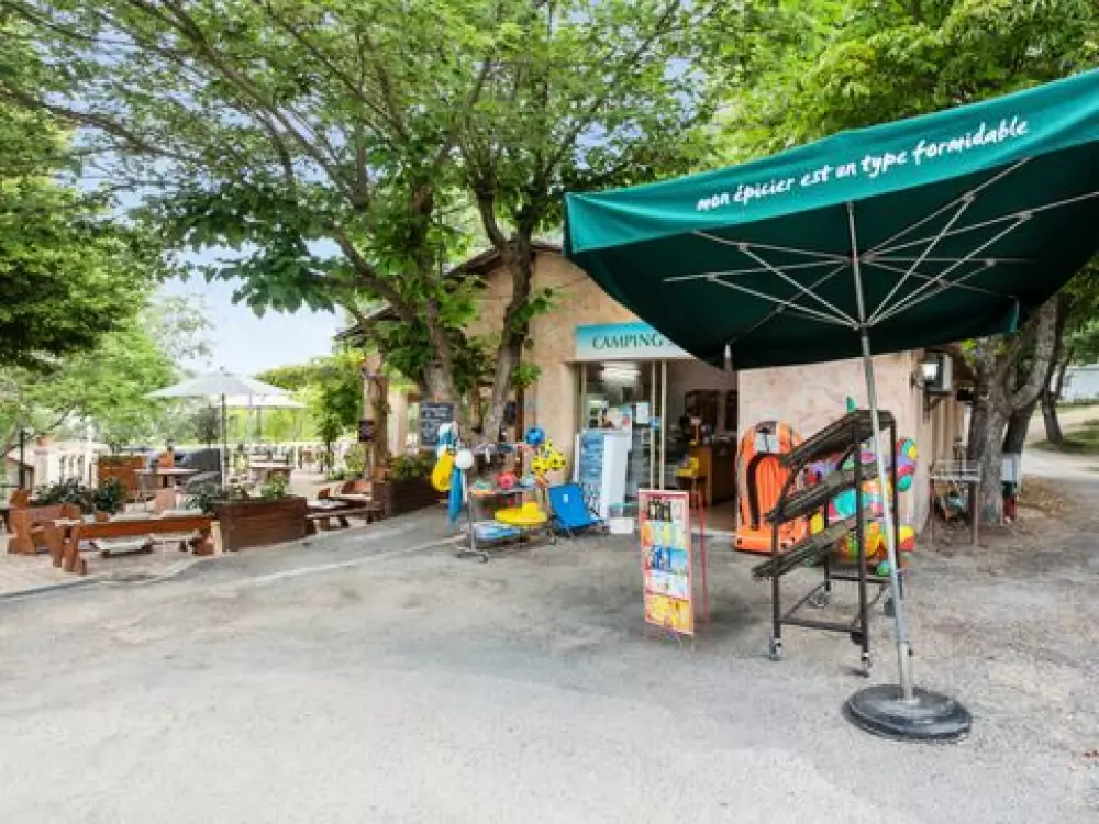 Camping Le Domaine De Chanteraine   3 étoiles★★★