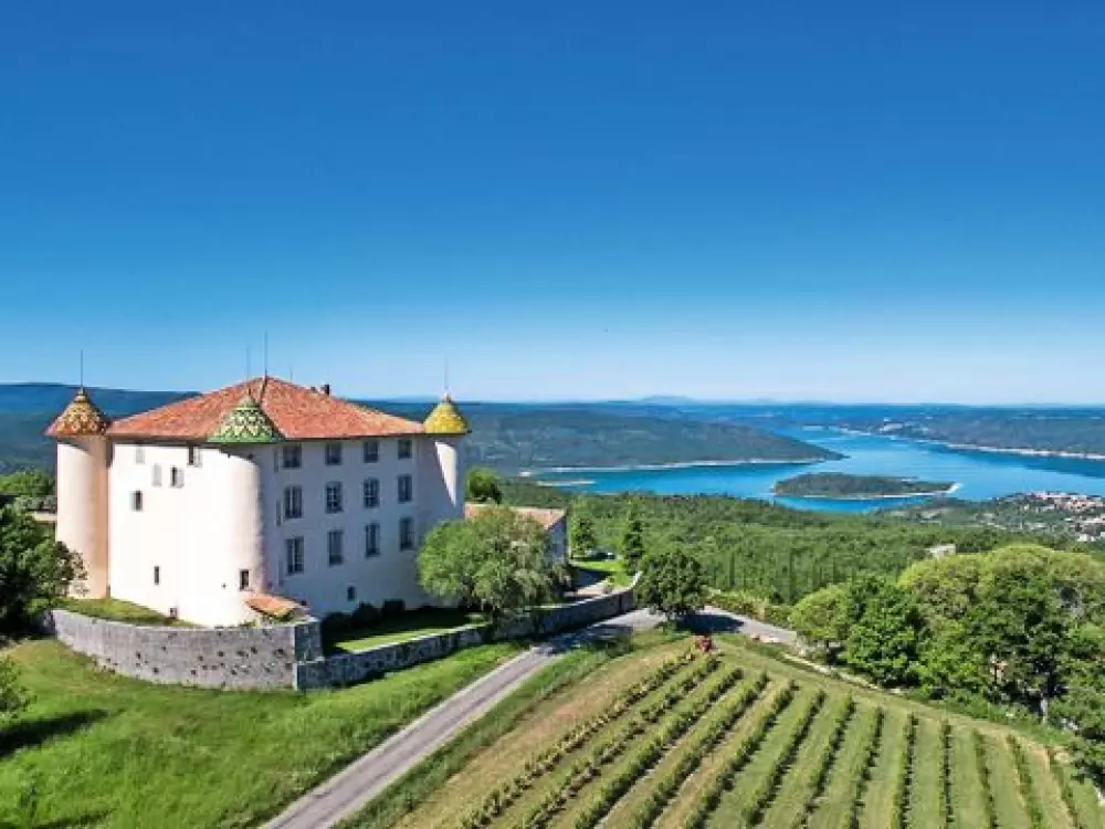 Camping Le Domaine De Chanteraine   3 étoiles★★★