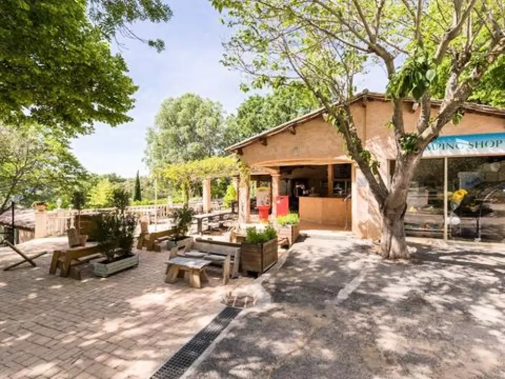 Camping Le Domaine De Chanteraine   3 étoiles★★★