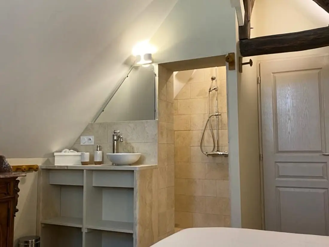 Maison de Vacances Ainay-le-Vieil 2