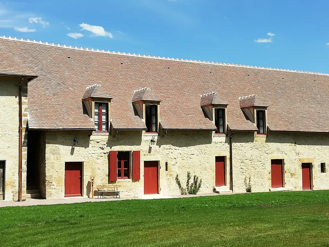 Maison de Vacances Ainay-le-Vieil