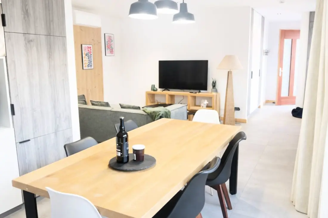 Appartement Rénové Centre-ville Avec Terrasse