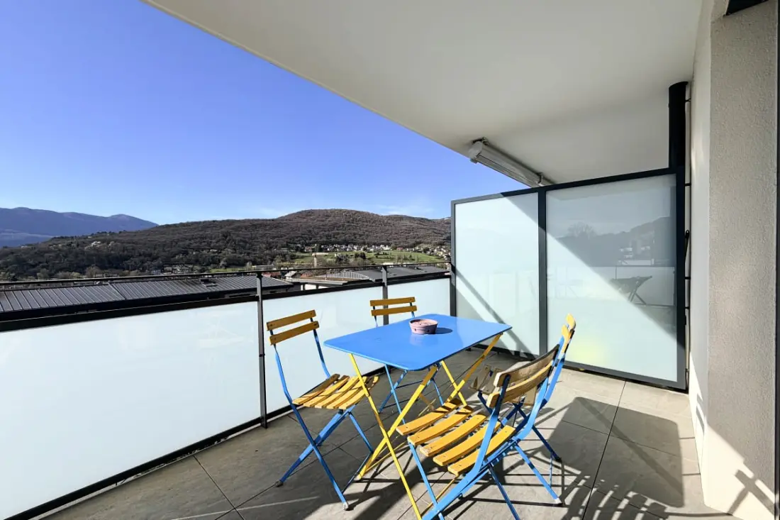 Confortable T3 Avec Terrasse Et Garage !