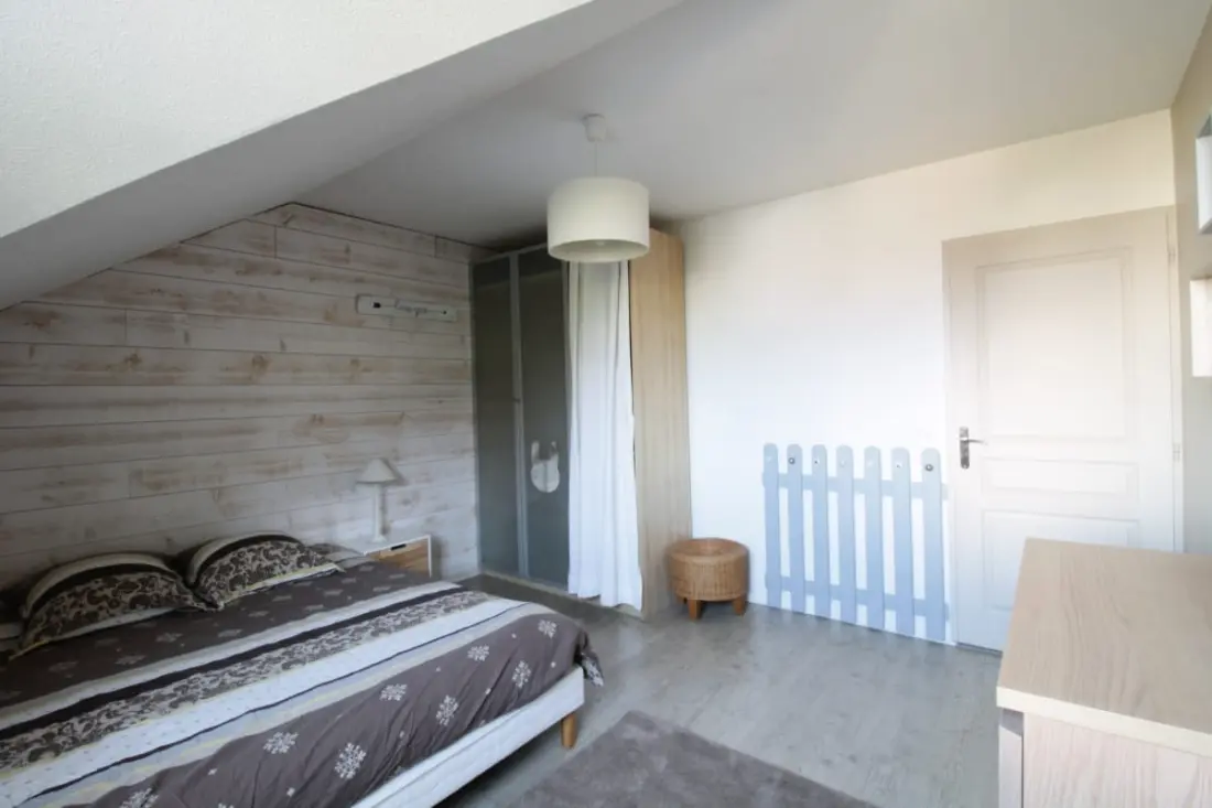 Jolie Maison Mitoyenne Avec Rez-de-jardin à Aix-les-bains