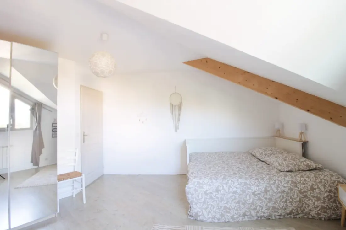 Jolie Maison Mitoyenne Avec Rez-de-jardin à Aix-les-bains