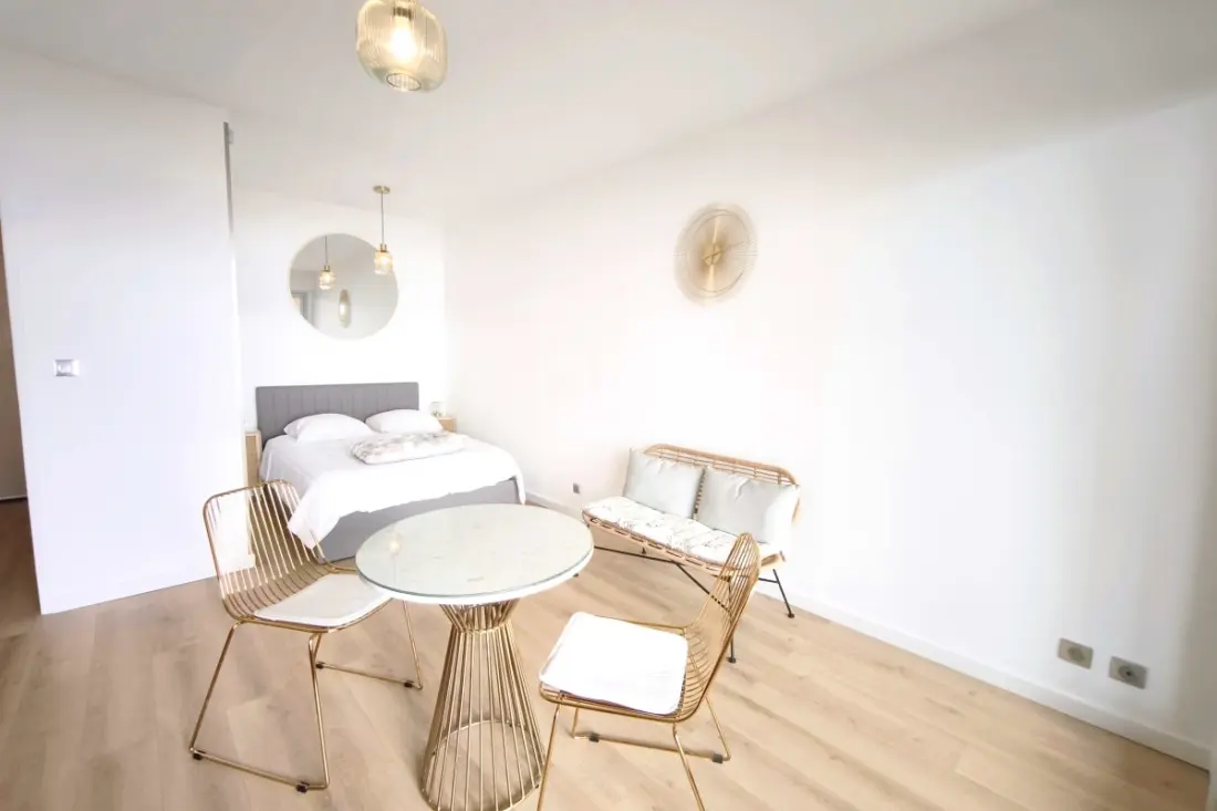Studio Lumineux Avec Vue Mer à Ajaccio